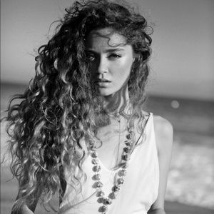 Meet your Posher, Emilee